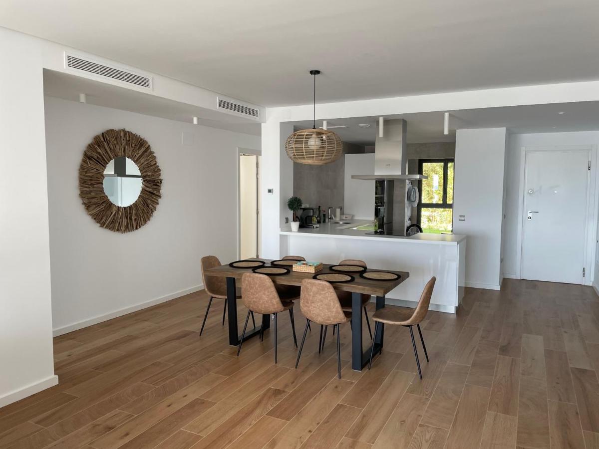 Modern 2 Beds Apartment In Alcaidesa Exterior foto